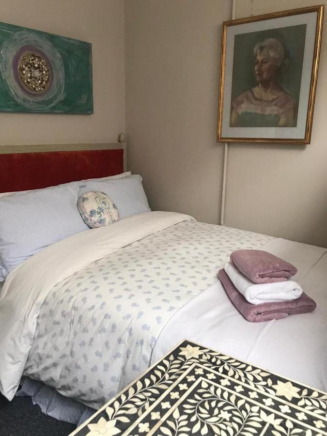 Rose Cottage: Delightful 4 Bedroom Detached Home ポートラッシュ エクステリア 写真