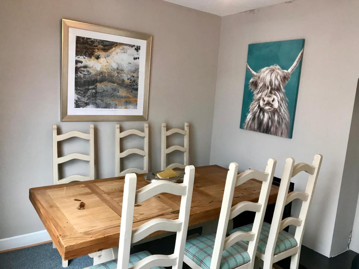 Rose Cottage: Delightful 4 Bedroom Detached Home ポートラッシュ エクステリア 写真